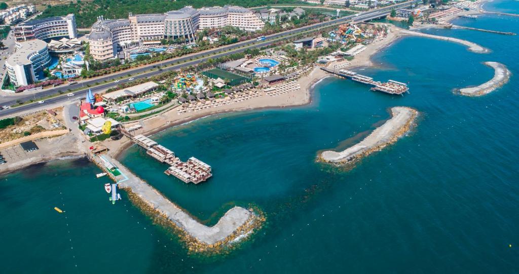 LONG BEACH RESORT SPA